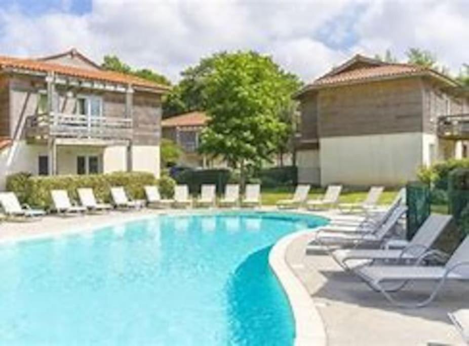 Aureilhan-Appartemant 4-6 Pp Piscine Cosy En Bord Lac Экстерьер фото