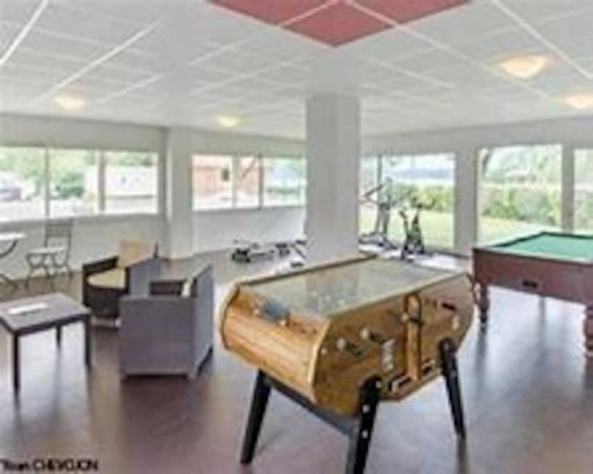 Aureilhan-Appartemant 4-6 Pp Piscine Cosy En Bord Lac Экстерьер фото